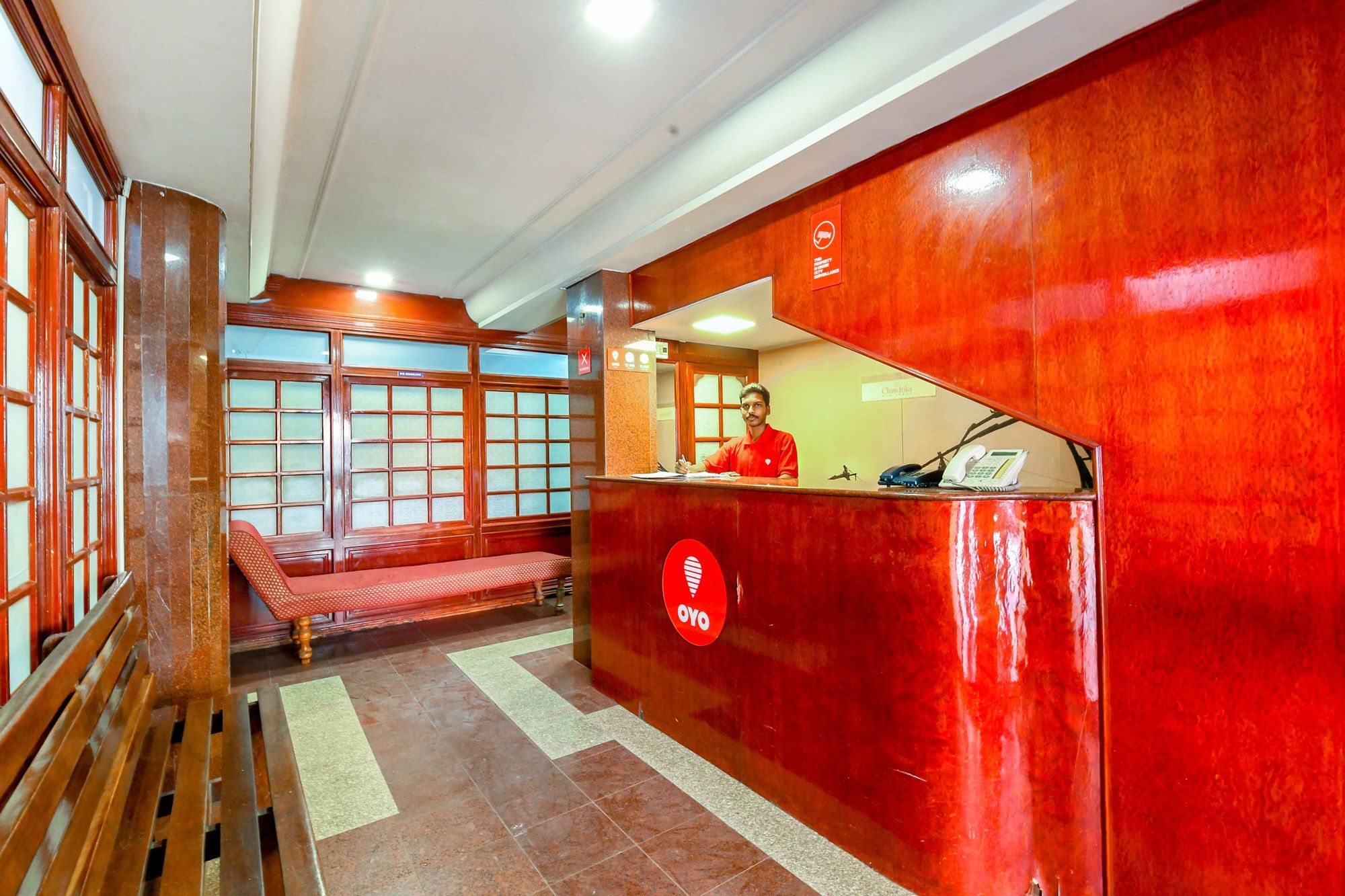 Oyo 11328 Hotel Chandrika Residency Коччи Экстерьер фото